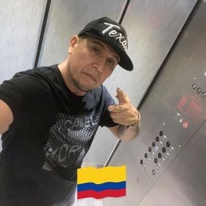 Meet your Posher, Roberto